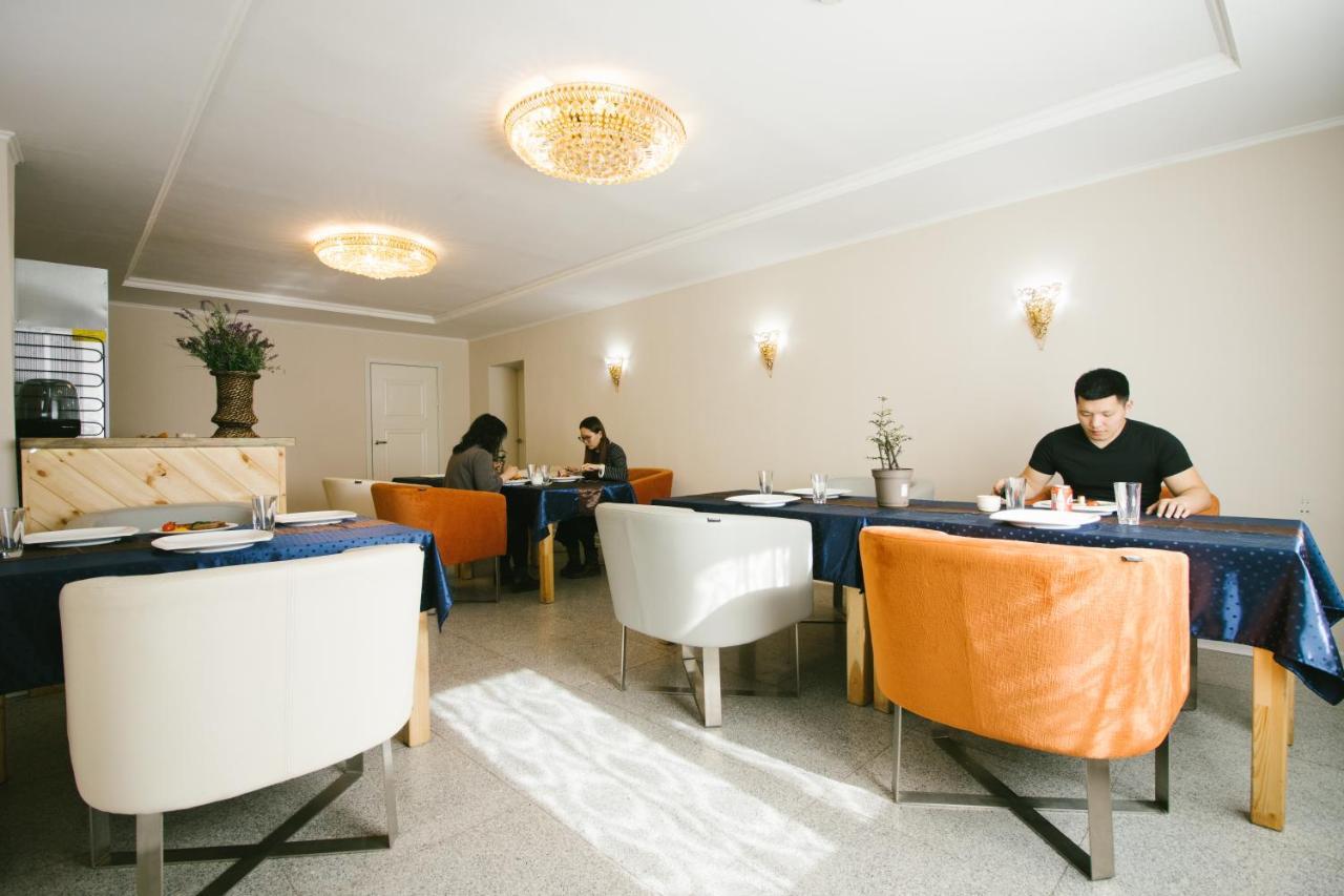 Diplomat Noble Hotel ウランバートル エクステリア 写真